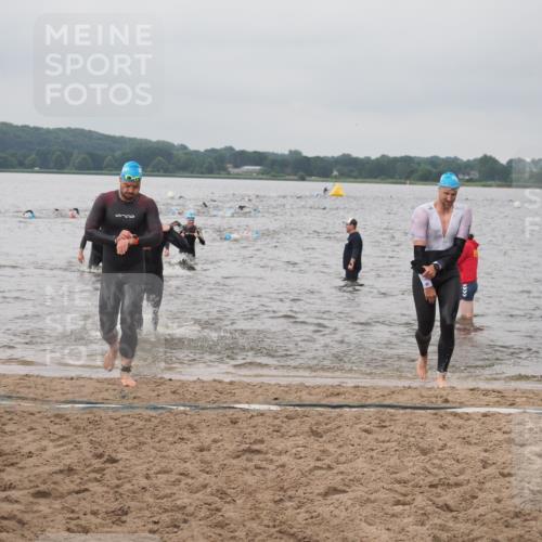 23.06.2024 - Viking Triathlon KatJ http://msf.ph/oto/6356559 23.06.2024 10:35:02 Schwimmen 218, 242, 299, 311, 470, 541 meine-sportfotos.de