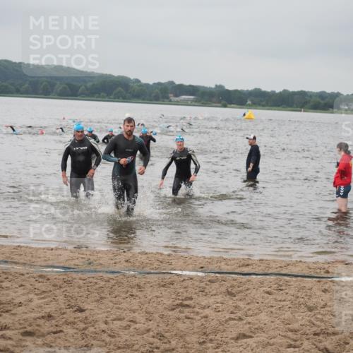 23.06.2024 - Viking Triathlon KatJ http://msf.ph/oto/6356600 23.06.2024 10:35:09 Schwimmen 101, 218, 242, 454 meine-sportfotos.de