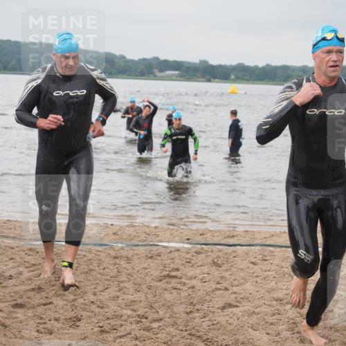 23.06.2024 - Viking Triathlon KatJ http://msf.ph/oto/6356672 23.06.2024 10:35:16 Schwimmen 101, 104, 120, 218, 454 meine-sportfotos.de