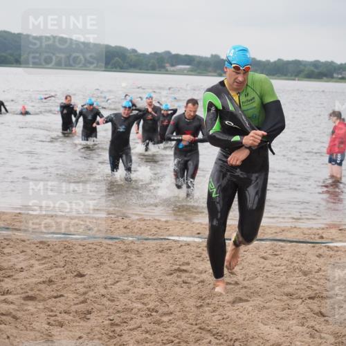 23.06.2024 - Viking Triathlon KatJ http://msf.ph/oto/6356701 23.06.2024 10:35:22 Schwimmen 104, 120, 226, 533 meine-sportfotos.de
