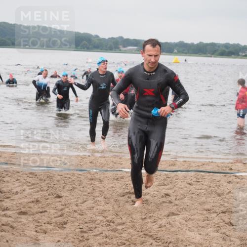 23.06.2024 - Viking Triathlon KatJ http://msf.ph/oto/6356731 23.06.2024 10:35:25 Schwimmen 104, 120, 226, 363, 520, 533 meine-sportfotos.de