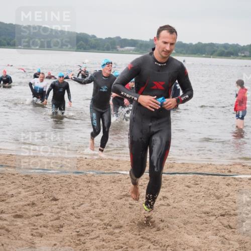 23.06.2024 - Viking Triathlon KatJ http://msf.ph/oto/6356737 23.06.2024 10:35:26 Schwimmen 104, 105, 120, 226, 363, 520, 533 meine-sportfotos.de