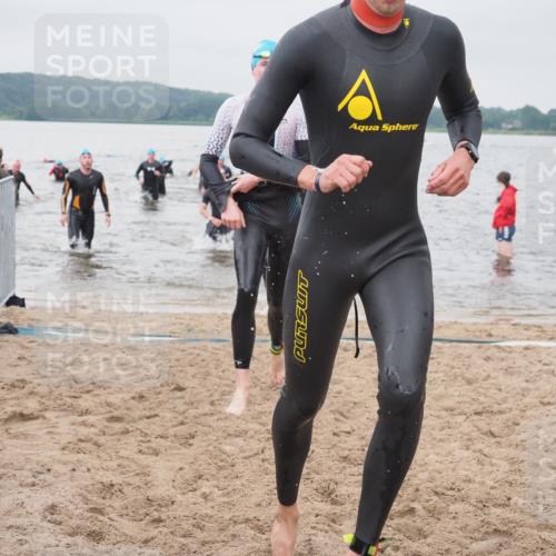 23.06.2024 - Viking Triathlon KatJ http://msf.ph/oto/6356893 23.06.2024 10:35:47 Schwimmen 129, 262, 306, 468, 529, 549, 603, 623 meine-sportfotos.de