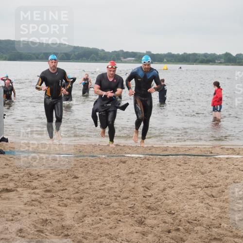 23.06.2024 - Viking Triathlon KatJ http://msf.ph/oto/6356936 23.06.2024 10:35:50 Schwimmen 42, 129, 262, 306, 529, 549, 623, 655 meine-sportfotos.de