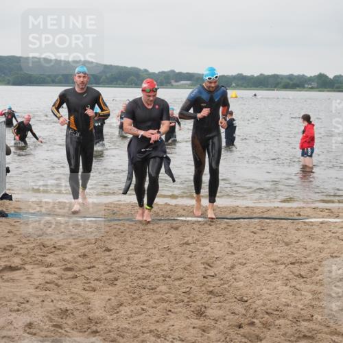23.06.2024 - Viking Triathlon KatJ http://msf.ph/oto/6356945 23.06.2024 10:35:51 Schwimmen 42, 129, 306, 529, 549, 623, 655 meine-sportfotos.de