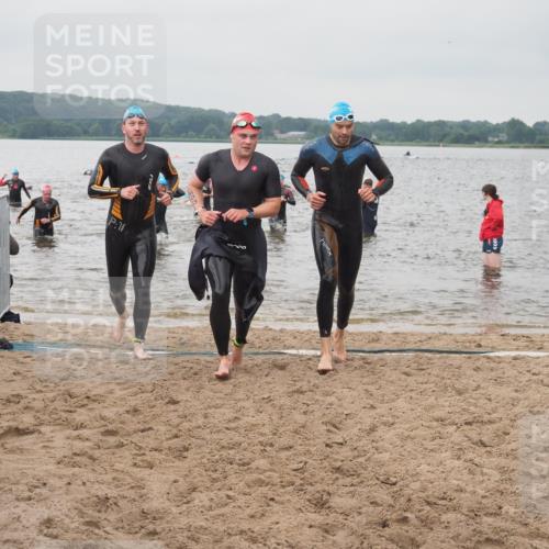 23.06.2024 - Viking Triathlon KatJ http://msf.ph/oto/6356952 23.06.2024 10:35:51 Schwimmen 42, 129, 306, 529, 549, 623, 655 meine-sportfotos.de