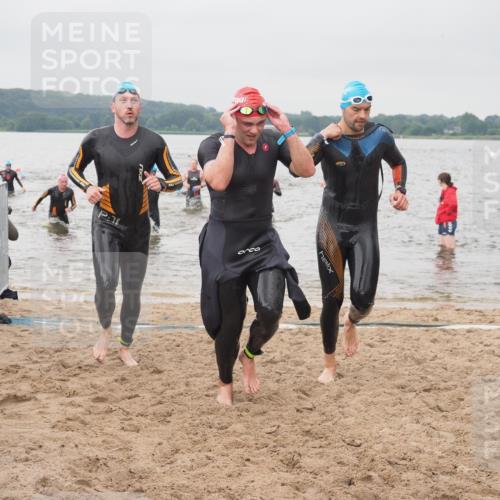 23.06.2024 - Viking Triathlon KatJ http://msf.ph/oto/6356959 23.06.2024 10:35:52 Schwimmen 11, 42, 129, 306, 312, 529, 549, 623, 655 meine-sportfotos.de