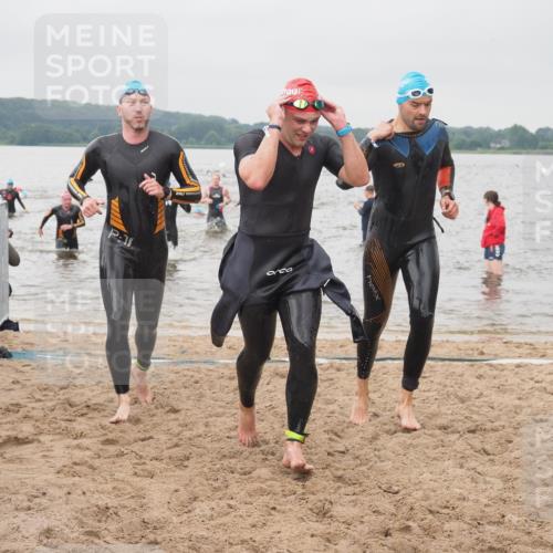 23.06.2024 - Viking Triathlon KatJ http://msf.ph/oto/6356962 23.06.2024 10:35:52 Schwimmen 11, 42, 129, 306, 312, 529, 549, 623, 655 meine-sportfotos.de
