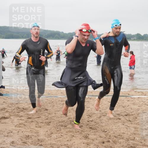 23.06.2024 - Viking Triathlon KatJ http://msf.ph/oto/6356965 23.06.2024 10:35:52 Schwimmen 11, 42, 129, 306, 312, 529, 549, 623, 655 meine-sportfotos.de