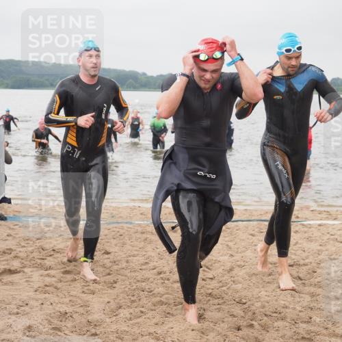 23.06.2024 - Viking Triathlon KatJ http://msf.ph/oto/6356970 23.06.2024 10:35:53 Schwimmen 11, 42, 129, 306, 312, 529, 549, 623, 655 meine-sportfotos.de