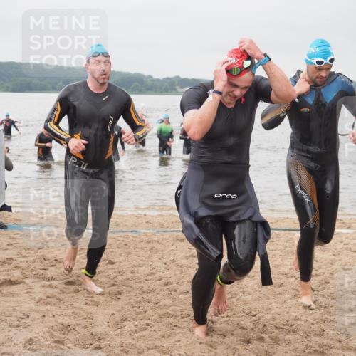 23.06.2024 - Viking Triathlon KatJ http://msf.ph/oto/6356972 23.06.2024 10:35:53 Schwimmen 11, 42, 129, 306, 312, 529, 549, 623, 655 meine-sportfotos.de