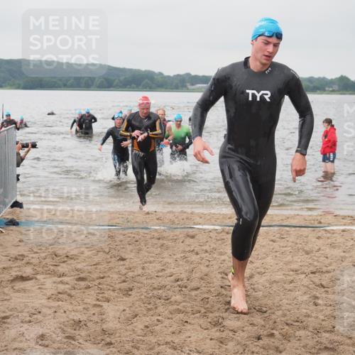 23.06.2024 - Viking Triathlon KatJ http://msf.ph/oto/6357010 23.06.2024 10:35:59 Schwimmen 11, 42, 312, 517, 549, 655 meine-sportfotos.de