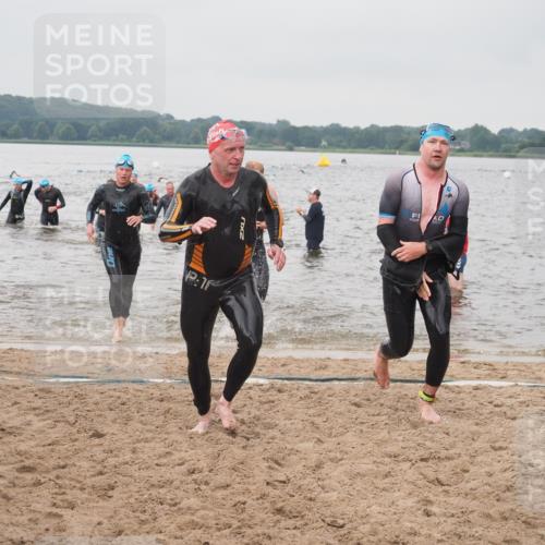 23.06.2024 - Viking Triathlon KatJ http://msf.ph/oto/6357017 23.06.2024 10:36:01 Schwimmen 11, 42, 300, 312, 327, 517, 549, 655 meine-sportfotos.de