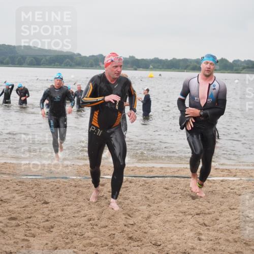 23.06.2024 - Viking Triathlon KatJ http://msf.ph/oto/6357020 23.06.2024 10:36:01 Schwimmen 11, 42, 300, 312, 327, 517, 549, 655 meine-sportfotos.de