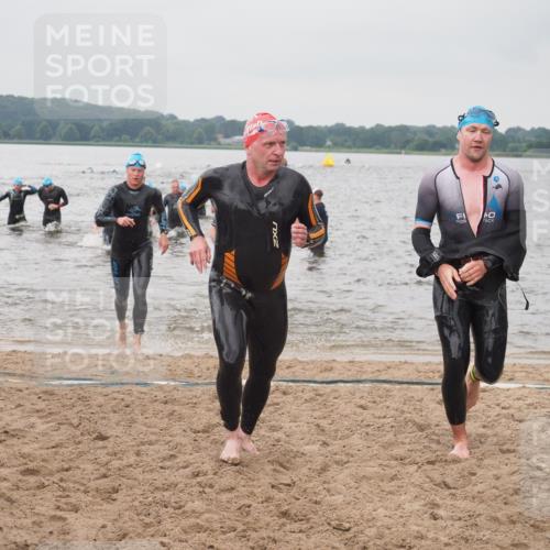 23.06.2024 - Viking Triathlon KatJ http://msf.ph/oto/6357024 23.06.2024 10:36:01 Schwimmen 11, 42, 300, 312, 327, 517, 549, 655 meine-sportfotos.de