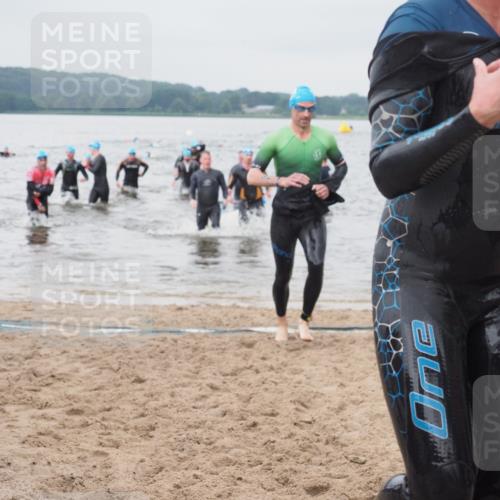 23.06.2024 - Viking Triathlon KatJ http://msf.ph/oto/6357055 23.06.2024 10:36:05 Schwimmen 11, 42, 300, 312, 327, 361, 517, 655 meine-sportfotos.de