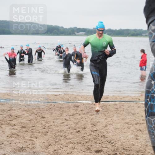 23.06.2024 - Viking Triathlon KatJ http://msf.ph/oto/6357062 23.06.2024 10:36:06 Schwimmen 11, 280, 300, 312, 327, 361, 517 meine-sportfotos.de