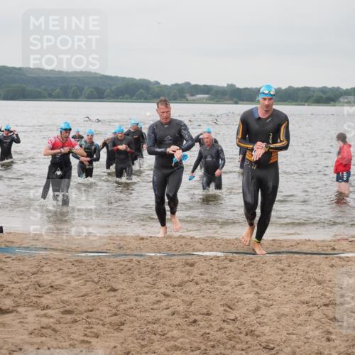 23.06.2024 - Viking Triathlon KatJ http://msf.ph/oto/6357088 23.06.2024 10:36:10 Schwimmen 186, 197, 254, 280, 300, 327, 361, 372, 517 meine-sportfotos.de
