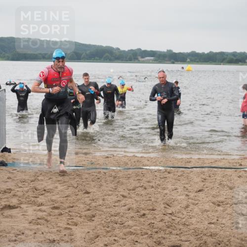23.06.2024 - Viking Triathlon KatJ http://msf.ph/oto/6357119 23.06.2024 10:36:14 Schwimmen 34, 48, 186, 197, 254, 280, 291, 300, 327, 361, 372 meine-sportfotos.de