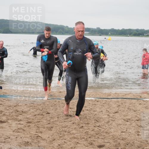 23.06.2024 - Viking Triathlon KatJ http://msf.ph/oto/6357153 23.06.2024 10:36:18 Schwimmen 34, 48, 186, 197, 254, 280, 291, 361, 372 meine-sportfotos.de