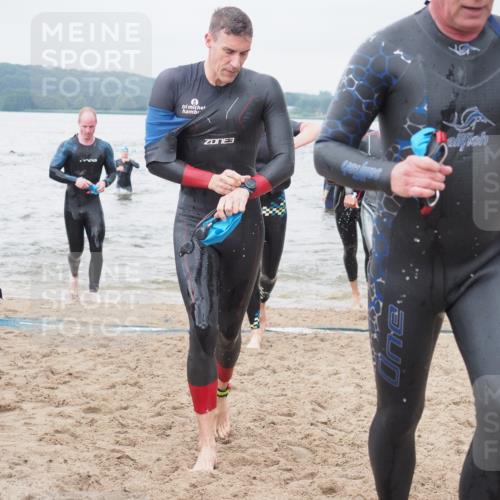 23.06.2024 - Viking Triathlon KatJ http://msf.ph/oto/6357172 23.06.2024 10:36:20 Schwimmen 34, 48, 186, 197, 254, 280, 291, 326, 372 meine-sportfotos.de