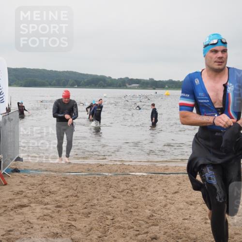 23.06.2024 - Viking Triathlon KatJ http://msf.ph/oto/6357237 23.06.2024 10:36:33 Schwimmen 326, 653 meine-sportfotos.de