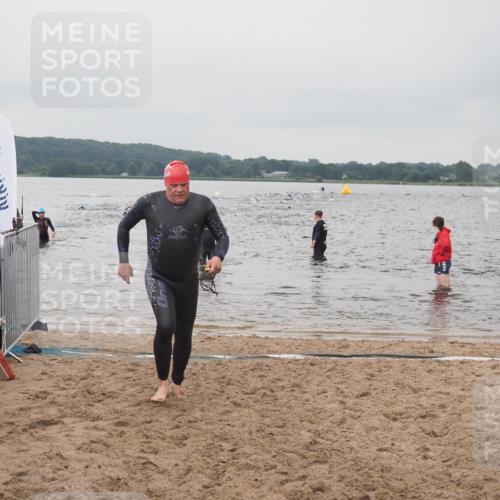 23.06.2024 - Viking Triathlon KatJ http://msf.ph/oto/6357258 23.06.2024 10:36:34 Schwimmen 275, 326, 653 meine-sportfotos.de