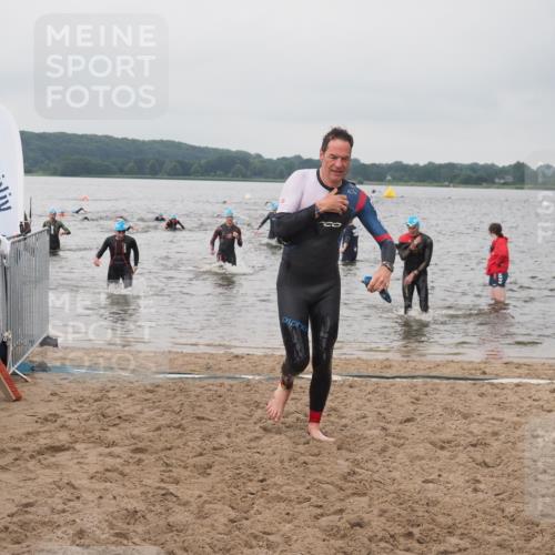 23.06.2024 - Viking Triathlon KatJ http://msf.ph/oto/6357289 23.06.2024 10:36:45 Schwimmen 275, 317, 328, 491 meine-sportfotos.de