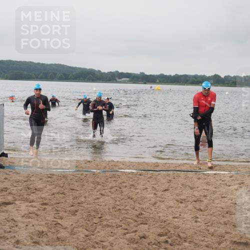 23.06.2024 - Viking Triathlon KatJ http://msf.ph/oto/6357324 23.06.2024 10:36:50 Schwimmen 225, 317, 328, 491 meine-sportfotos.de