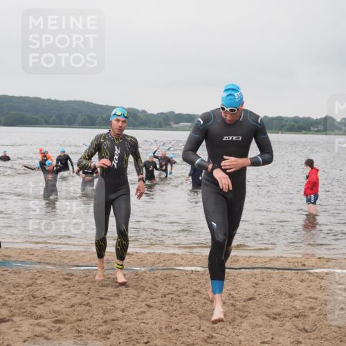 23.06.2024 - Viking Triathlon KatJ http://msf.ph/oto/6357409 23.06.2024 10:37:02 Schwimmen 62, 137, 225, 283 meine-sportfotos.de