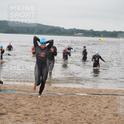 23.06.2024 - Viking Triathlon KatJ http://msf.ph/oto/6357441 23.06.2024 10:37:08 Schwimmen 61, 62, 110, 168, 283, 298 meine-sportfotos.de