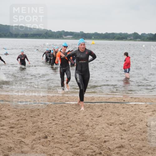 23.06.2024 - Viking Triathlon KatJ http://msf.ph/oto/6357549 23.06.2024 10:37:20 Schwimmen 43, 61, 110, 168, 256, 298, 416 meine-sportfotos.de
