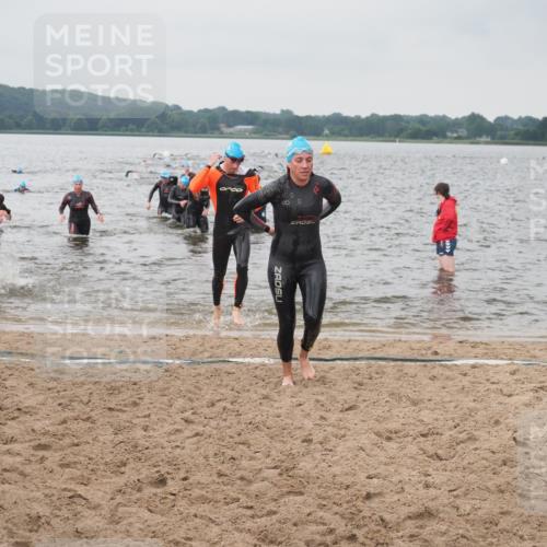 23.06.2024 - Viking Triathlon KatJ http://msf.ph/oto/6357552 23.06.2024 10:37:21 Schwimmen 43, 61, 256, 298, 304, 416, 492 meine-sportfotos.de