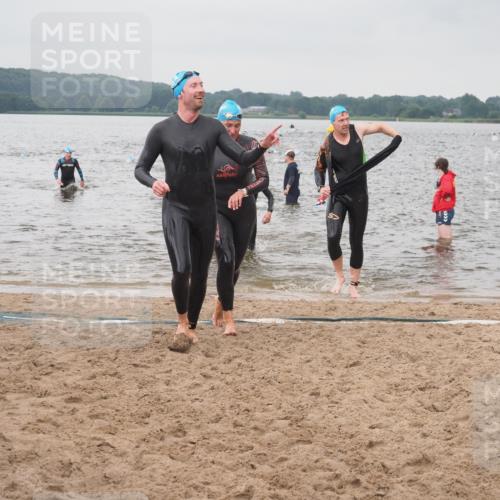 23.06.2024 - Viking Triathlon KatJ http://msf.ph/oto/6357664 23.06.2024 10:37:31 Schwimmen 304, 349, 360, 369, 462, 492 meine-sportfotos.de