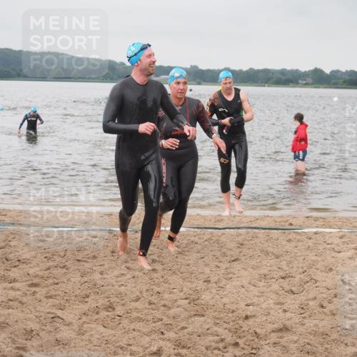 23.06.2024 - Viking Triathlon KatJ http://msf.ph/oto/6357675 23.06.2024 10:37:32 Schwimmen 304, 349, 360, 369, 462, 492 meine-sportfotos.de