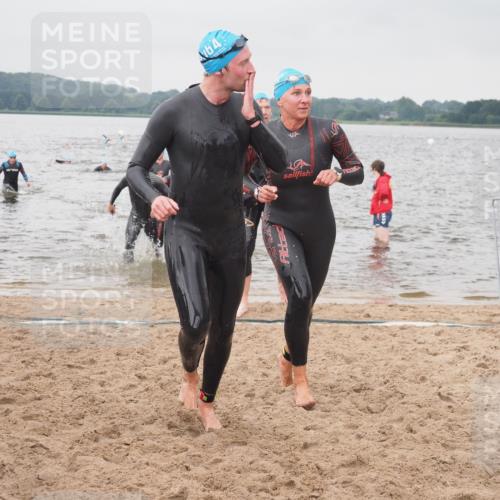23.06.2024 - Viking Triathlon KatJ http://msf.ph/oto/6357686 23.06.2024 10:37:33 Schwimmen 304, 349, 360, 369, 462, 492 meine-sportfotos.de
