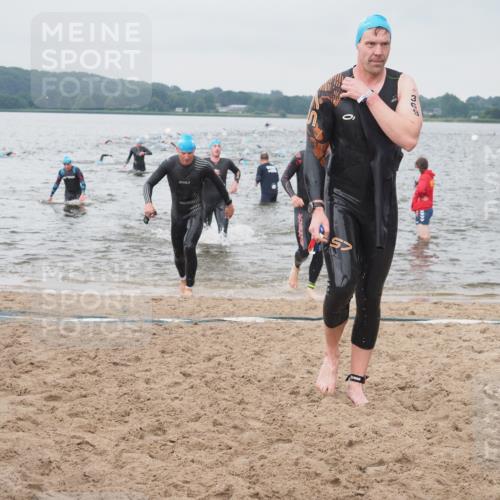 23.06.2024 - Viking Triathlon KatJ http://msf.ph/oto/6357707 23.06.2024 10:37:35 Schwimmen 304, 349, 360, 369, 421, 462, 492 meine-sportfotos.de