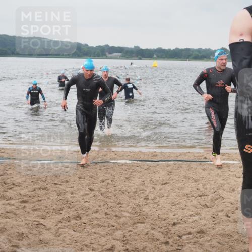 23.06.2024 - Viking Triathlon KatJ http://msf.ph/oto/6357719 23.06.2024 10:37:37 Schwimmen 349, 360, 369, 421, 462 meine-sportfotos.de