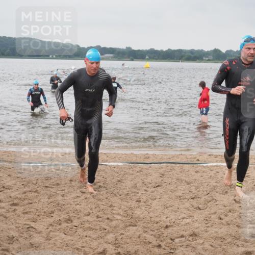 23.06.2024 - Viking Triathlon KatJ http://msf.ph/oto/6357734 23.06.2024 10:37:38 Schwimmen 349, 360, 369, 421, 462 meine-sportfotos.de