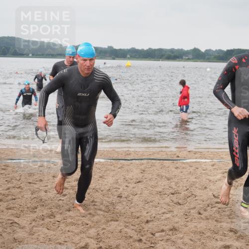 23.06.2024 - Viking Triathlon KatJ http://msf.ph/oto/6357748 23.06.2024 10:37:39 Schwimmen 349, 360, 421, 462 meine-sportfotos.de