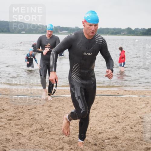 23.06.2024 - Viking Triathlon KatJ http://msf.ph/oto/6357753 23.06.2024 10:37:39 Schwimmen 349, 360, 421, 462 meine-sportfotos.de
