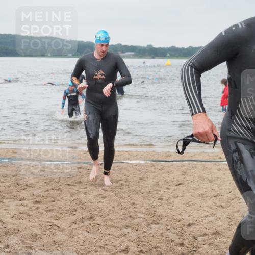 23.06.2024 - Viking Triathlon KatJ http://msf.ph/oto/6357760 23.06.2024 10:37:40 Schwimmen 349, 360, 421, 462 meine-sportfotos.de