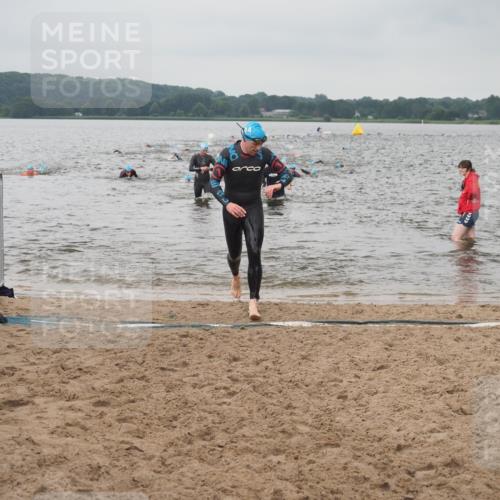 23.06.2024 - Viking Triathlon KatJ http://msf.ph/oto/6357790 23.06.2024 10:37:44 Schwimmen 421, 462 meine-sportfotos.de