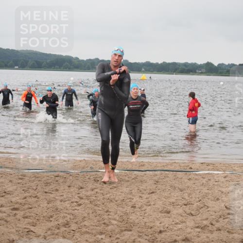 23.06.2024 - Viking Triathlon KatJ http://msf.ph/oto/6357826 23.06.2024 10:37:59 Schwimmen 69, 116, 151, 238, 273 meine-sportfotos.de