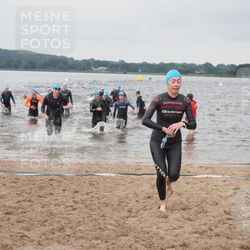 23.06.2024 - Viking Triathlon KatJ http://msf.ph/oto/6357848 23.06.2024 10:38:02 Schwimmen 69, 116, 151, 238, 273, 340 meine-sportfotos.de