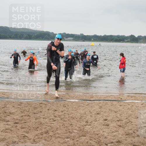 23.06.2024 - Viking Triathlon KatJ http://msf.ph/oto/6357866 23.06.2024 10:38:04 Schwimmen 69, 86, 116, 151, 238, 273, 340, 502 meine-sportfotos.de