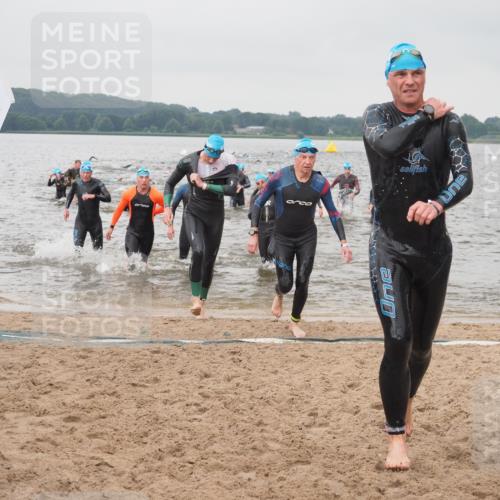 23.06.2024 - Viking Triathlon KatJ http://msf.ph/oto/6357929 23.06.2024 10:38:09 Schwimmen 69, 86, 238, 273, 289, 340, 488, 502 meine-sportfotos.de