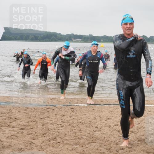 23.06.2024 - Viking Triathlon KatJ http://msf.ph/oto/6357932 23.06.2024 10:38:09 Schwimmen 69, 86, 238, 273, 289, 340, 488, 502 meine-sportfotos.de