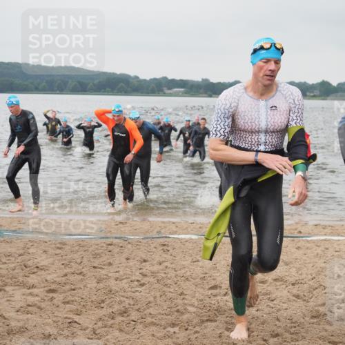 23.06.2024 - Viking Triathlon KatJ http://msf.ph/oto/6357955 23.06.2024 10:38:12 Schwimmen 69, 86, 273, 289, 322, 340, 412, 474, 488, 502 meine-sportfotos.de