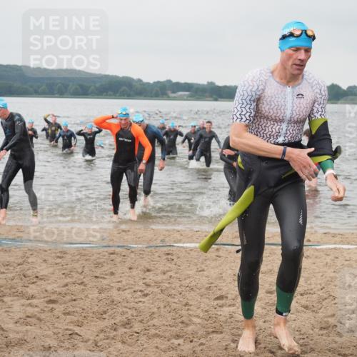 23.06.2024 - Viking Triathlon KatJ http://msf.ph/oto/6357957 23.06.2024 10:38:12 Schwimmen 69, 86, 273, 289, 322, 340, 412, 474, 488, 502 meine-sportfotos.de